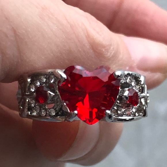 Costume jewelry statement rings lot of 3 CLOSET CLEAR OUT - Picture 3 of 12